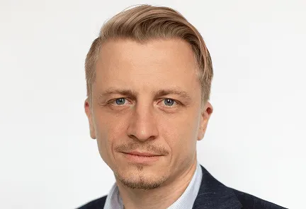 Владимир Захаров